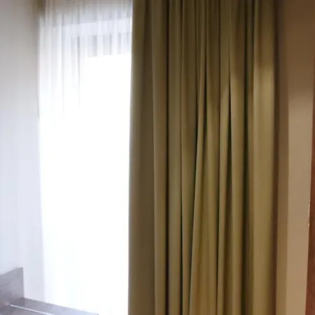 Battisti 31 3* Brescia